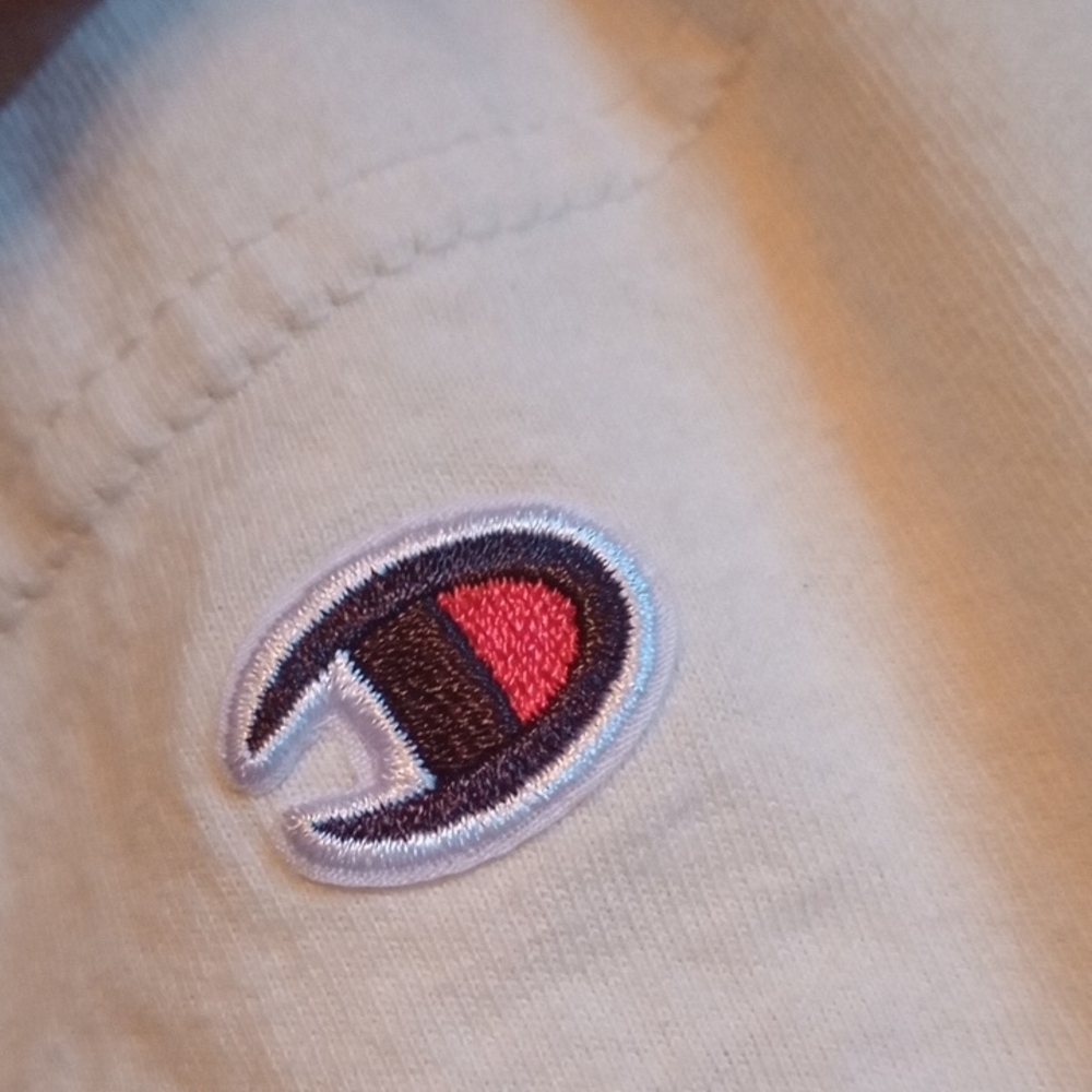 Champion Off-White Tee with Navy Logo - Picture 3 of 4
